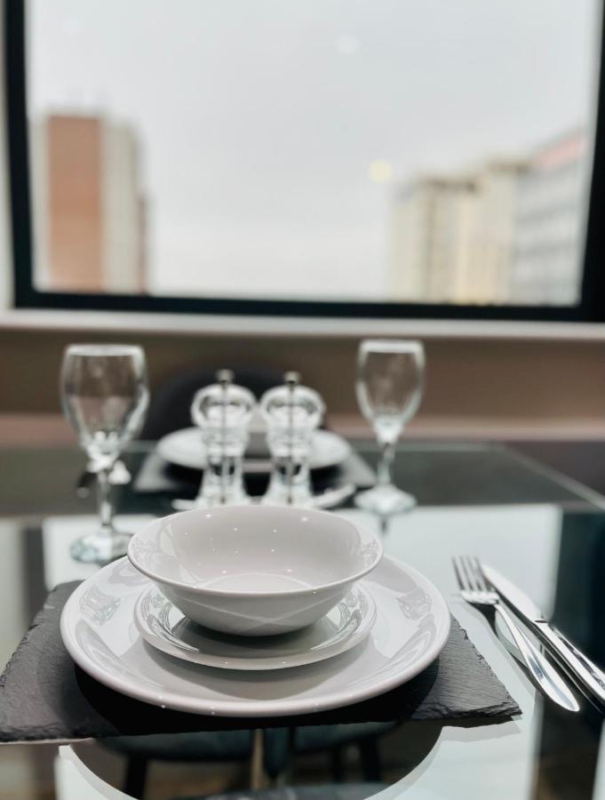 מנצ'סטר Stylish Studio Apartment Near To Old Trafford Stadium מראה חיצוני תמונה